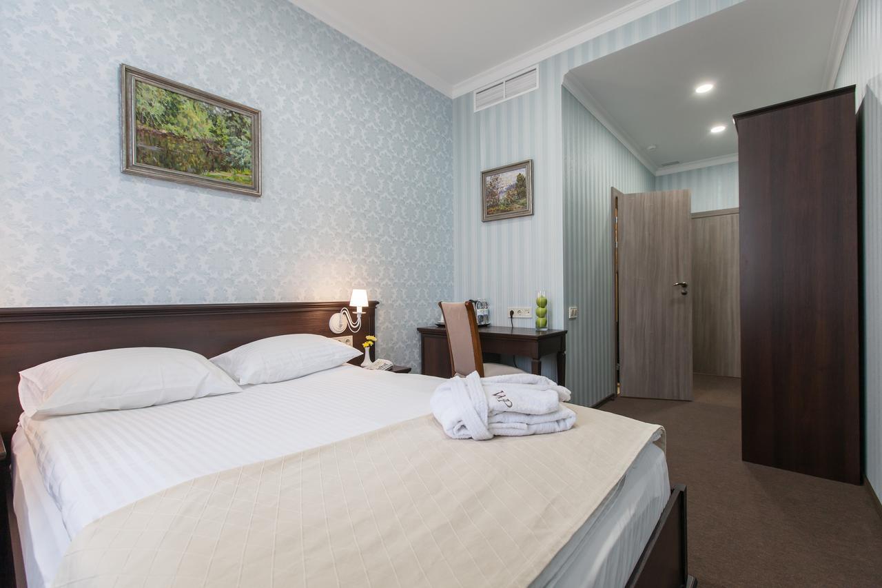 West Park Hotel Sofiivska Borshchahivka Exteriör bild