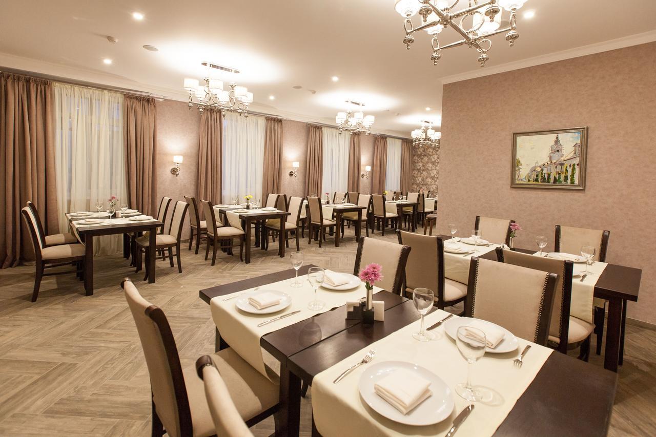 West Park Hotel Sofiivska Borshchahivka Exteriör bild